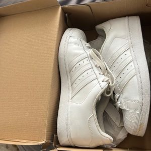 Adidas classic white sneakers